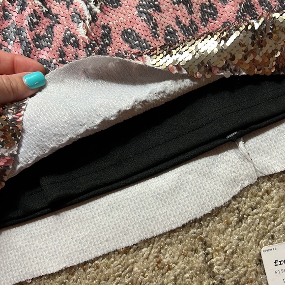NWT Free People Pink Cheetah Sequin Mini Skirt- 4 - Picture 5 of 9